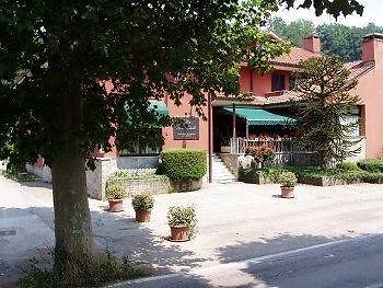 Villa San Carlo Cortemilia Exterior foto