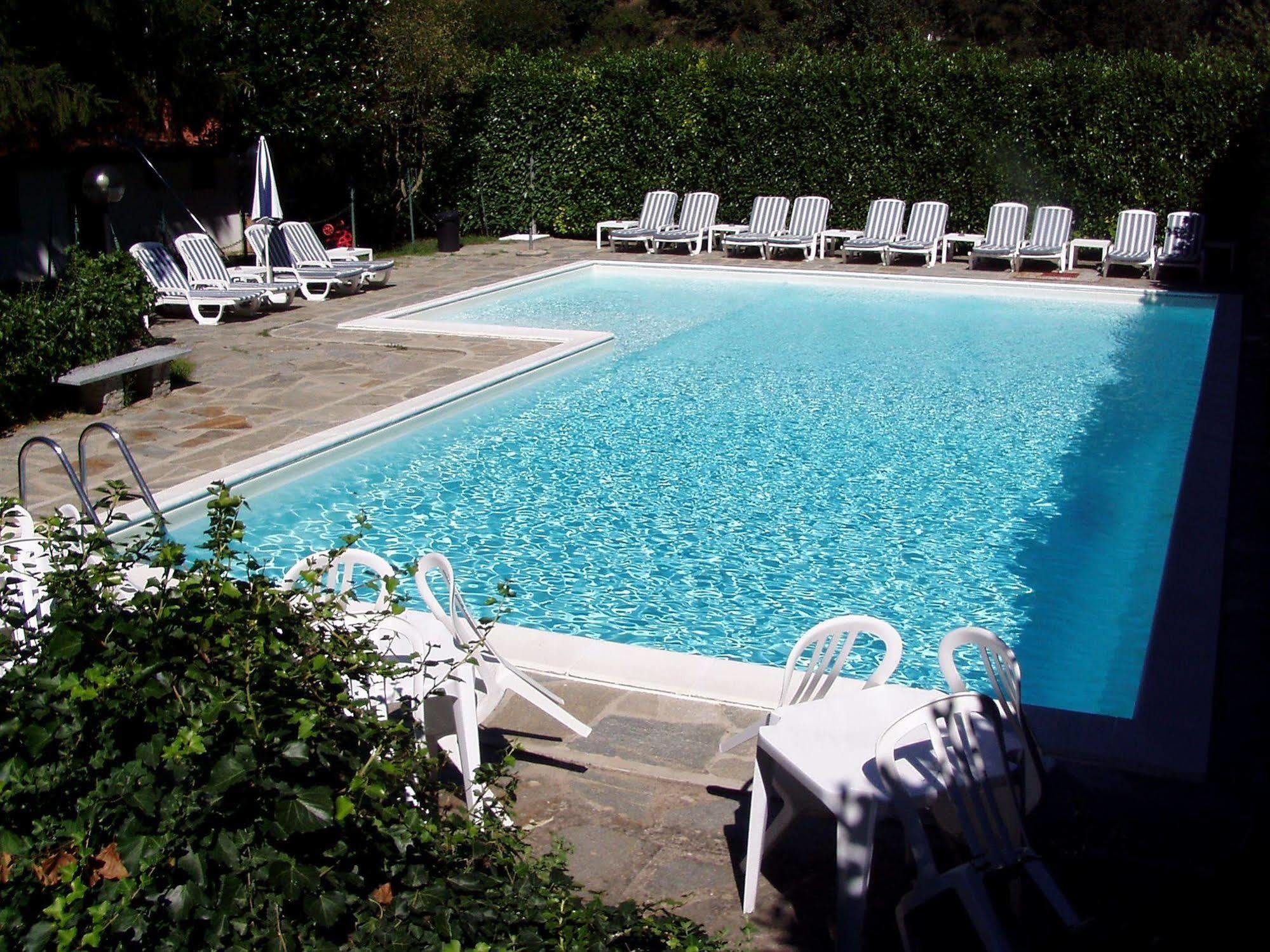 Villa San Carlo Cortemilia Exterior foto